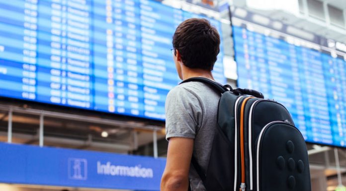 „За тебе мила мајко, јас ќе жалам секој ден, во туѓа земја” – со овие зборови Иван се прости од мајка му и замина во Германија