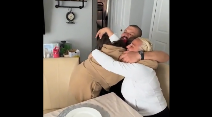 (Видео) Потресно видео: Децата се расплакаа кога им кажаа дека ќе одат на одмор во Македонија за Велигден – тежок е животoт во туѓина